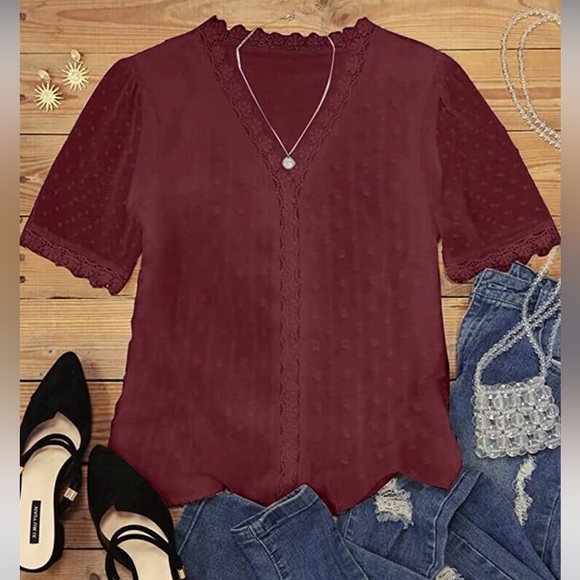 ⚡️Like-New” Beautiful Burgundy Blouse - Picture 2 of 9